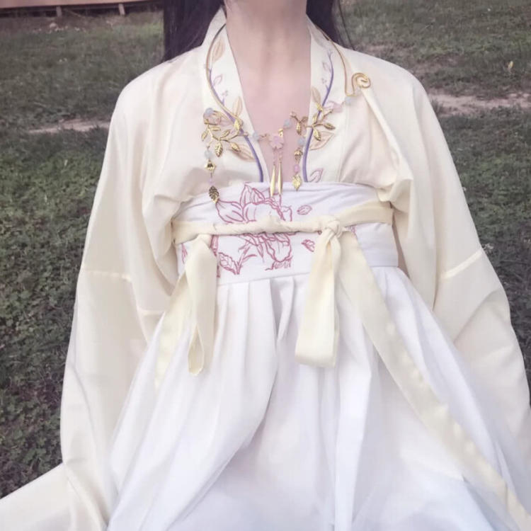 神谷熏（身份：神谷活心流代理师父、女主角） - 热门美剧全集在线观看 - 网络观看